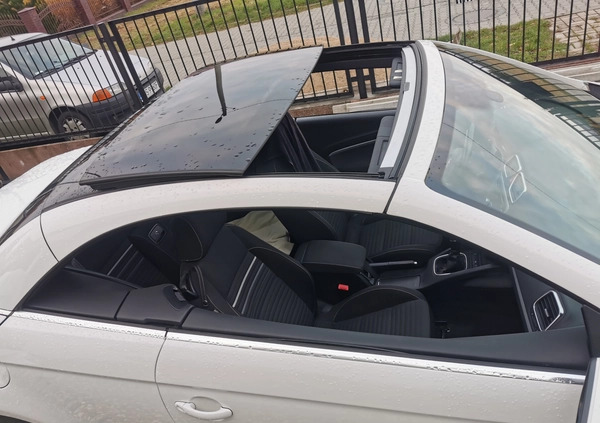 Volkswagen Eos cena 44900 przebieg: 142000, rok produkcji 2014 z Trzciel małe 56
